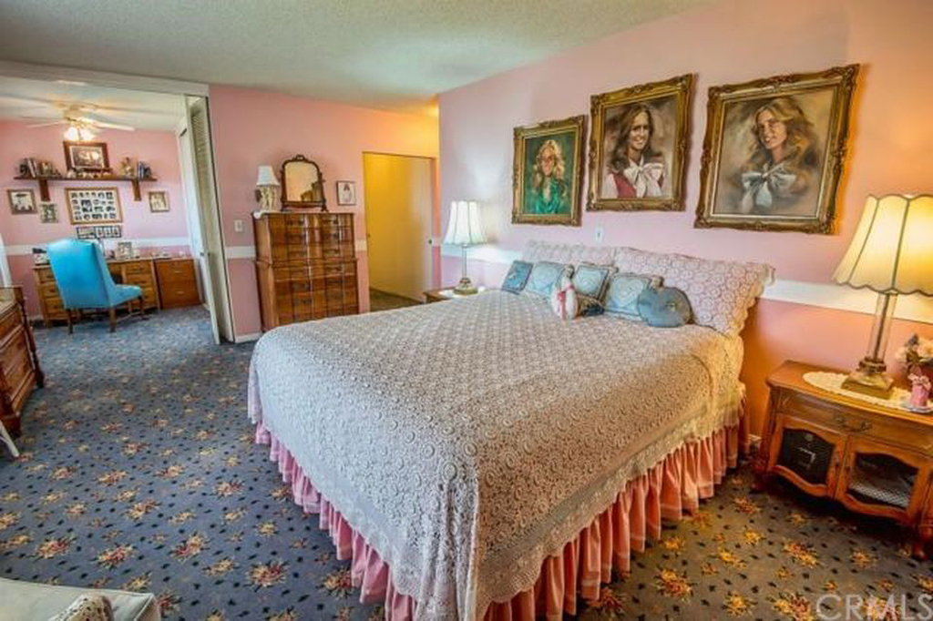 Photos From Inside Elon Musk S Impressive Real Estate Properties E Online